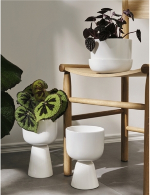 IITTALA: Nappula ceramic plant pot with saucer 17cm x 13cm