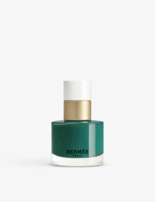 Hermes 65 Vert Egyptien Les Mains Hermès Nail Polish 15ml In 65 Vert Egyptien