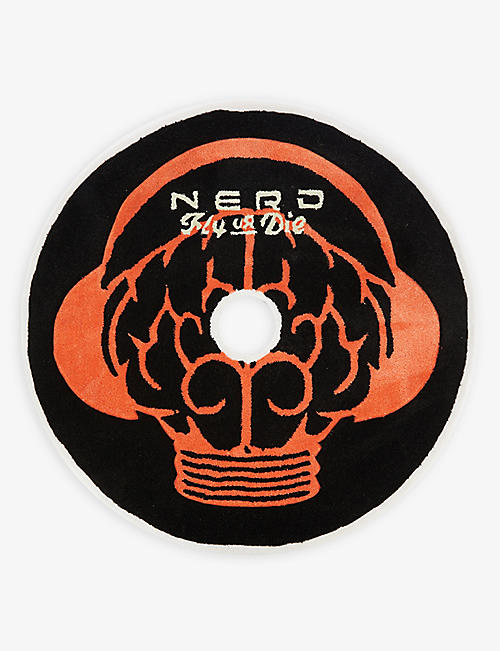 CURVES BY SEAN BROWN: N.E.R.D CD hand-tufted acrylic rug 89cm x 89cm