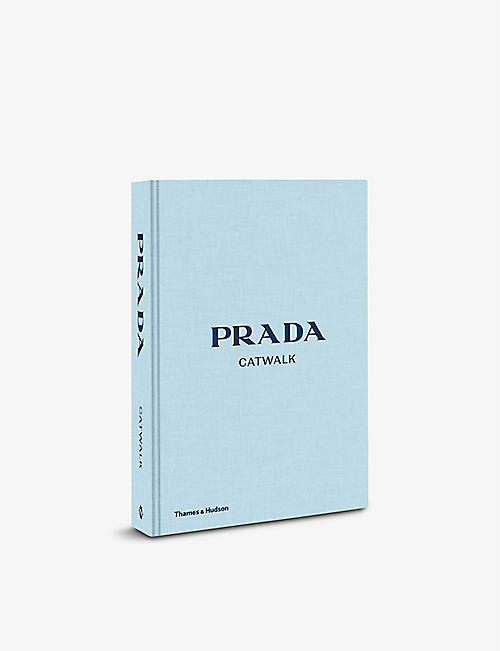 THAMES和HUDSON：Prada Catwalk 时尚书籍
