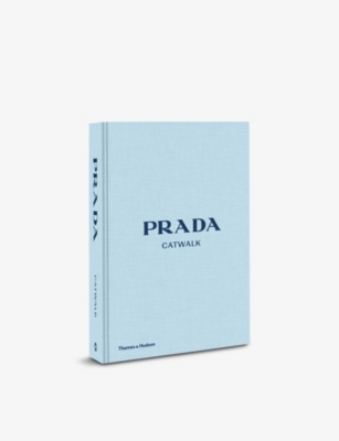 THAMES & HUDSON - Prada Catwalk fashion book