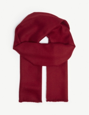 Raw-edge wool scarf