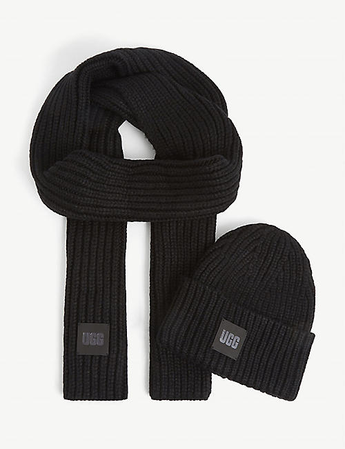 UGG: Logo-patch knitted beanie hat and scarf set