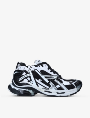 Shop Balenciaga Men's Blk/white Runner Mesh And Faux-leather Low-top Trainers