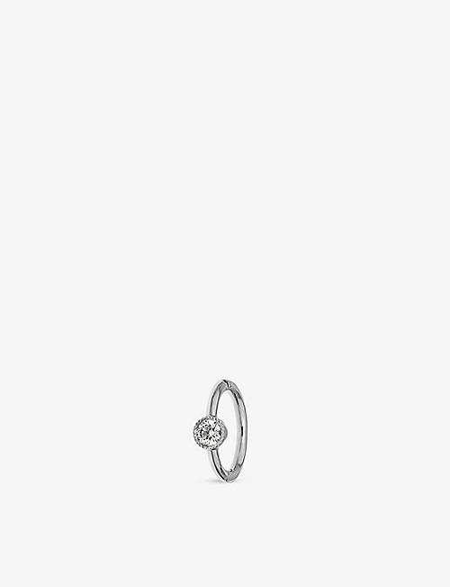 MARIA色绳：扇贝形 18K 白金和 0.03 克拉钻石夹扣圈式耳环