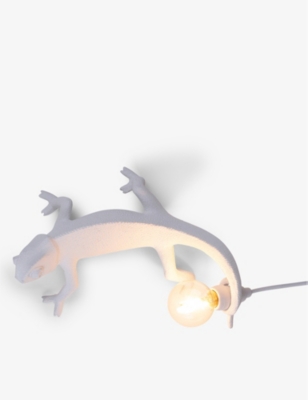 SELETTI: Chameleon Going Up resin lamp 21cm