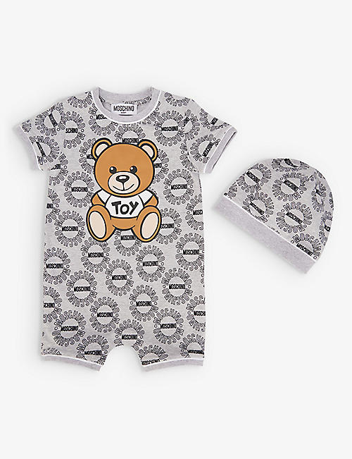 MOSCHINO: Toy Bear logo stretch-cotton shortall and hat set 6-18 months