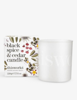 THIS WORKS: Black Spice & Cedar scented candle 220g