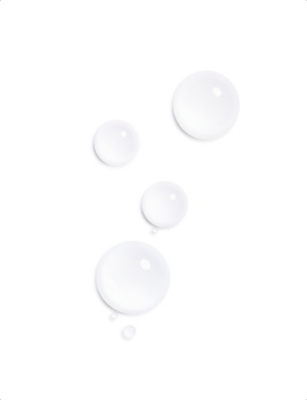 CHANEL: <strong>N°1 DE CHANEL REVITALIZING LOTION</strong> Energises - Refines - Plumps 150ml