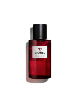 Chanel No. 1 L'Eau Rouge 'fragrance mist' perfume review on Persolaise Love  At First Scent ep 246 