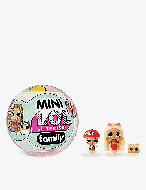 L.O.L. SURPRISE: Mini Family assorted playset