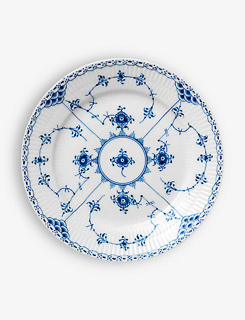 ROYAL COPENHAGEN: Blue Fluted Half Lace porcelain plate 19cm