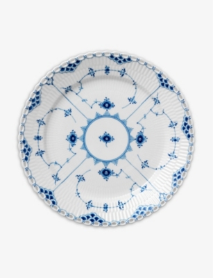ROYAL COPENHAGEN: Blue Fluted Full Lace porcelain plate 27cm