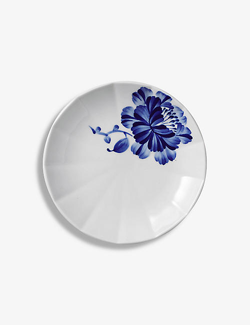 ROYAL COPENHAGEN: blomst Camellia porcelain plate 15cm