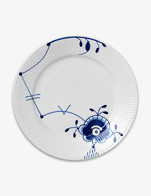ROYAL COPENHAGEN: Blue Fluted Mega porcelain plate 22cm