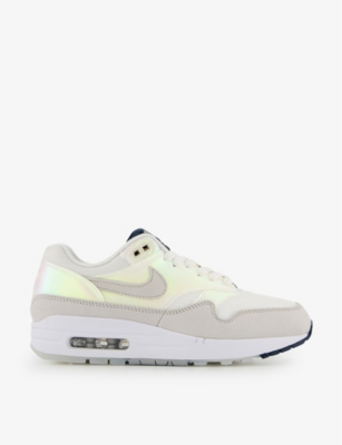 nike classic white trainers