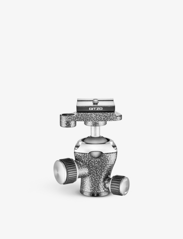 Traveler ball-head aluminium tripod