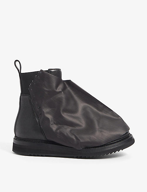 RICK OWENS: Roud-toe leather boots