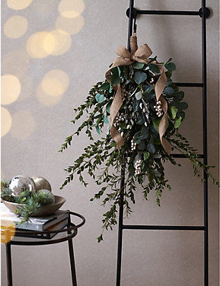 THE WHITE COMPANY: Foraged winter faux-foliage swag 95cm