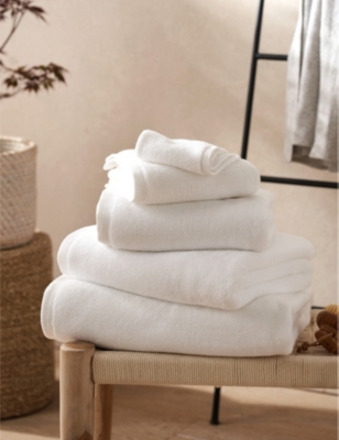 THE WHITE COMPANY: Ultimate Spa Turkish super jumbo cotton towel 115cm x 180cm
