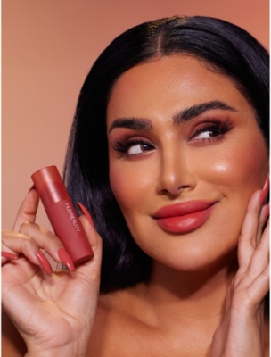 HUDA BEAUTY: Cheeky Tint Blush stick 5g