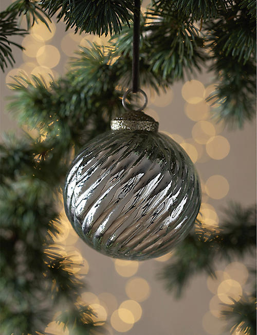 THE WHITE COMPANY: Metallic swirled glass Christmas decoration 8cm