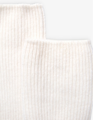 The White Company Ribbed Cashmere Bed Socks Sizes 4-7 In Ivory