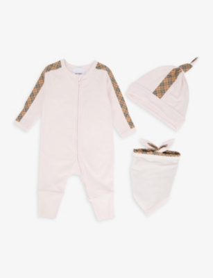 Burberry Pink Claude Vintage Check Stretch-cotton Baby Grow, Hat And Bib Set 0-1 Months