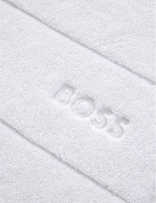 BOSS: Plain logo-embroidered Egyptian cotton bath mat 50cm x 70cm