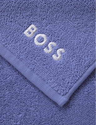 BOSS: Plain Egyptian cotton towel