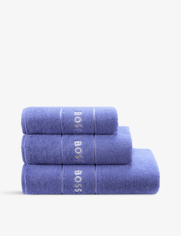 Plain Egyptian cotton towel