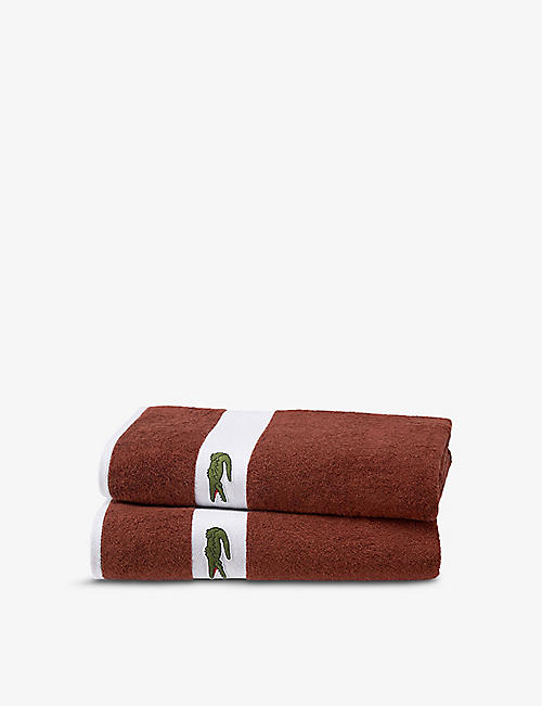 LACOSTE: Casual logo-embroidered organic-cotton bath sheet 100cm x 150cm