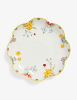 Shop Villeroy & Boch White/yellow Spring Awakening Large Floral-embossed Porcelain Bowl