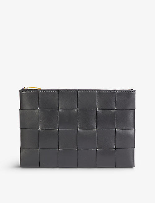BOTTEGA VENETA: Intrecciato-weave branded-hardware leather pouch