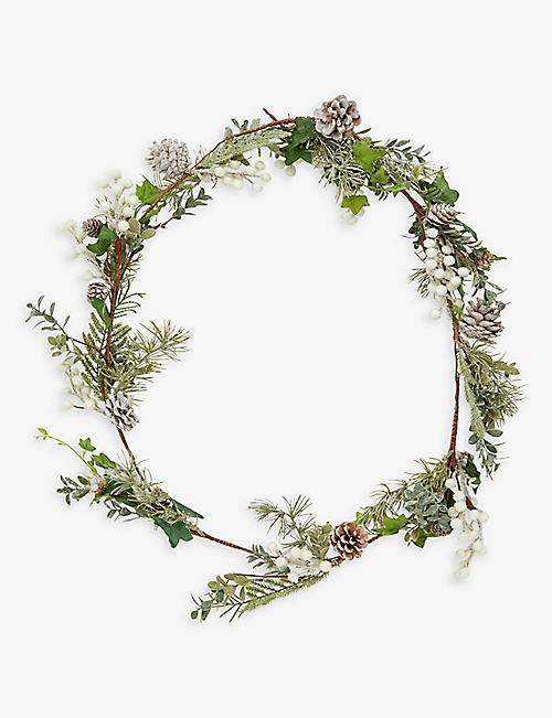 CHRISTMAS: Autumn Maple Leaf woven Christmas wreath ornament