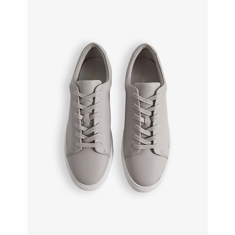 Shop Reiss Mens Light Grey Luca Grained Leather Low-top Trainers