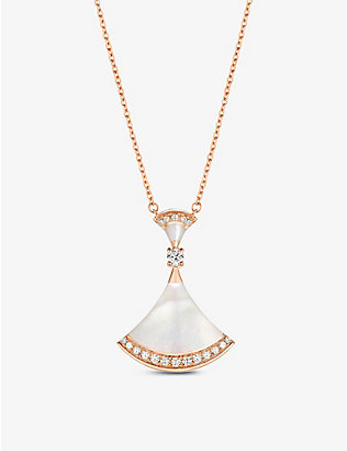 BVLGARI：Divas' Dream 18K 玫瑰金 0.28 圆形切割密镶钻石和珍珠贝母项链