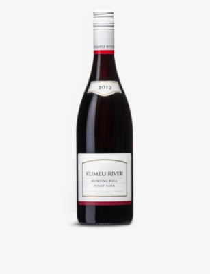 NEW ZEALAND: Hunting Hill 2019 Pinot Noir red wine 750ml