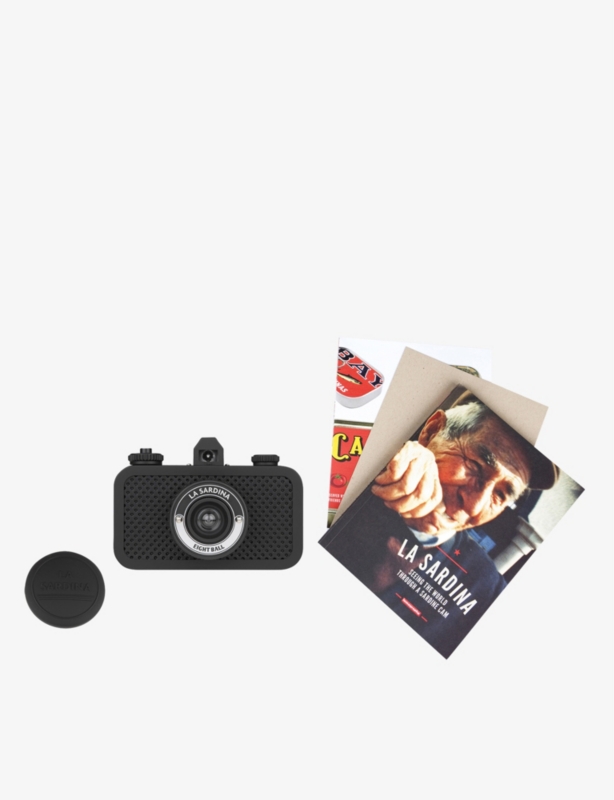 La Sardina 8Ball Edition camera