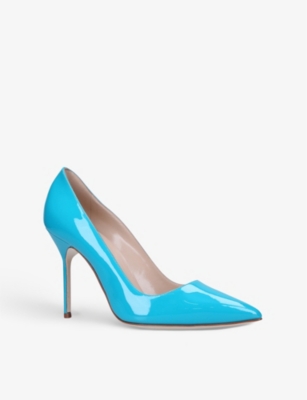 MANOLO BLAHNIK BB 105 pointed-toe patent-leather courts