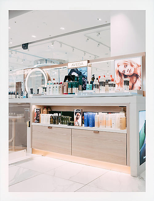 SELFRIDGES: The Manchester Exchange New Mum gift experience for one