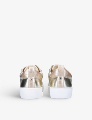 joyful carvela