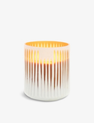 ONNO: Akosua medium scented candle 17cm