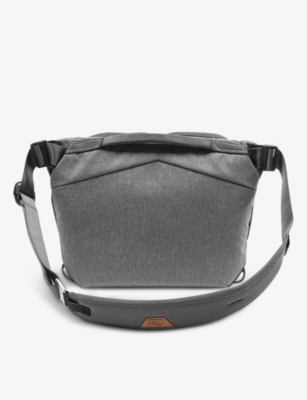 PEAK DESIGN: Everyday Sling camera bag 6L