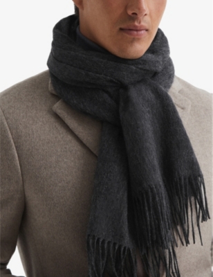 Shop Reiss Men's Charcoal Picton Cashmere And Wool-blend Scarf