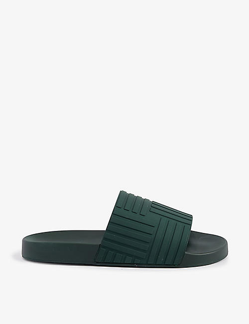 slides and flip flops Sandals and flip-flops for Men Save 66% Mens Shoes Sandals Black Bottega Veneta Rubber Logo Sole Sliders in Nero 