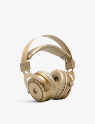 SMARTECH: CEEK 4D Audio headphones