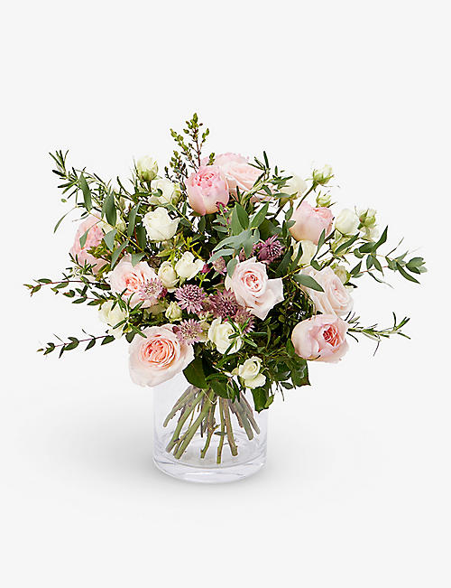 THE REAL FLOWER COMPANY: Countess Hettie medium scented bouquet