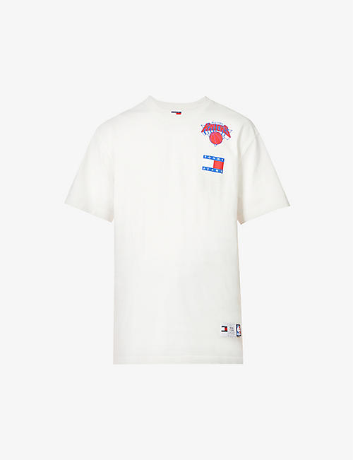 TOMMY JEANS: NBA logo graphic-print cotton T-shirt