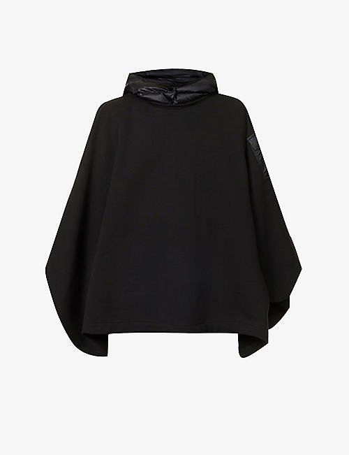 MONCLER: Logo-patch hooded fleece cotton cape